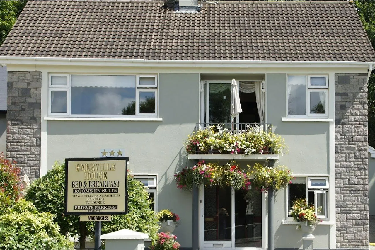 Bed & Breakfast Emerville House Cill Airne